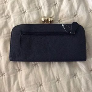 Mark and Graham, top snap, navy, 100% Leather Wallet